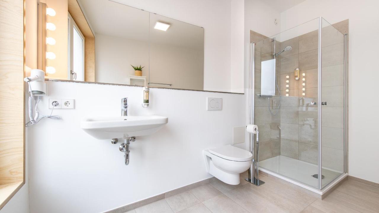 Metropol Apartments & Suites Тюбинген Экстерьер фото